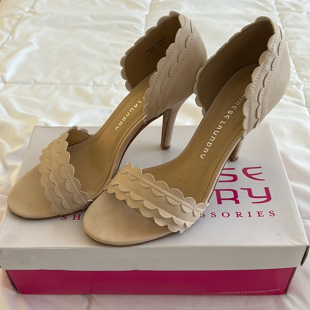 Nude Scallop Open-toed Heels, Chinese Laundry size 9.5